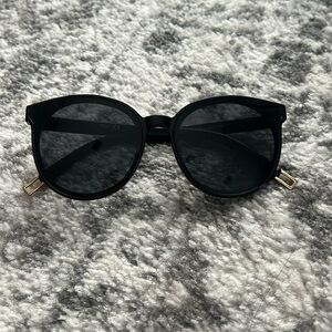 Sojos Black Sunnies with Gold Tips
